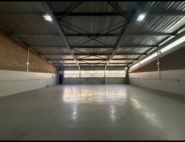 391M² WAREHOUSE TO LET IN HALFWAY HOUSE